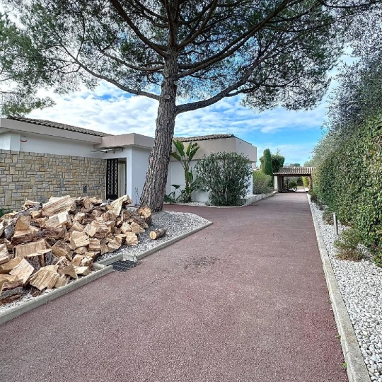  Annonces CAGNES SUR MER : Maison / Villa | MOUGINS (06250) | 163 m2 | 1 690 000 € 