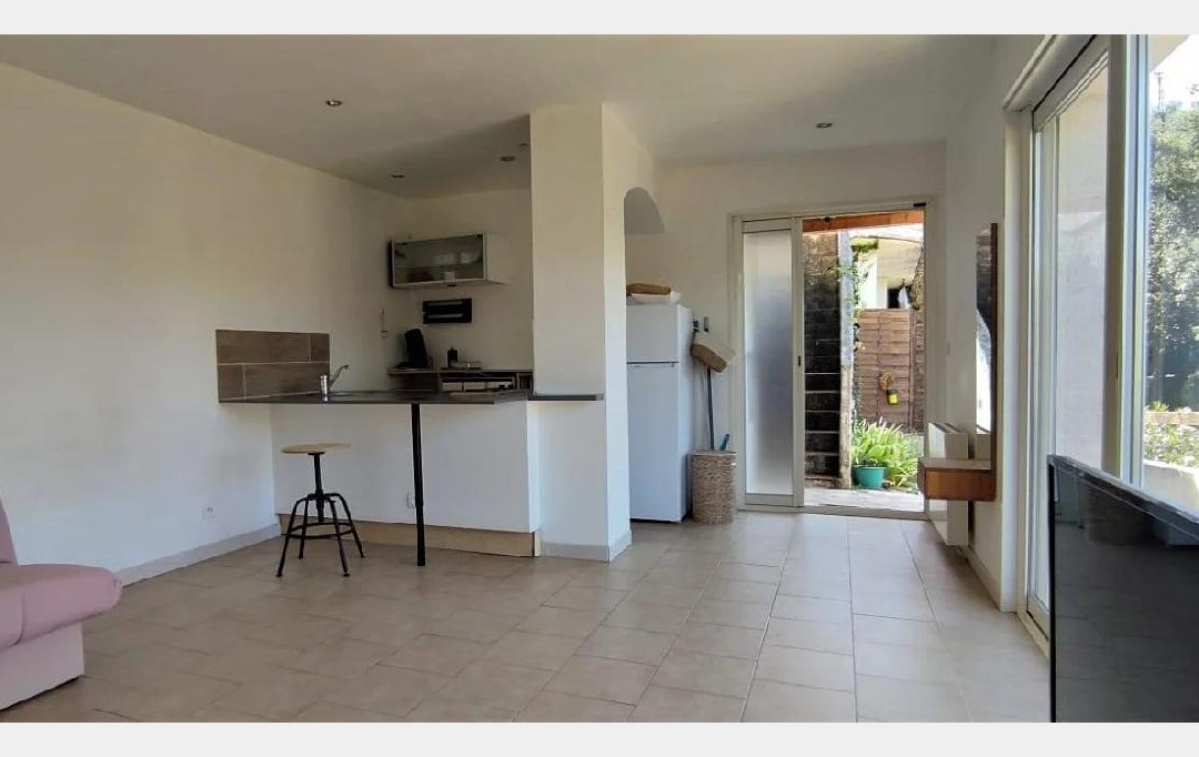 Annonces CAGNES SUR MER : Appartement | NICE (06000) | 30 m2 | 660 € 