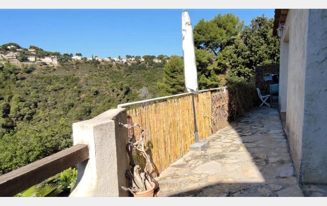 Annonces CAGNES SUR MER : Appartement | NICE (06000) | 30 m2 | 660 € 