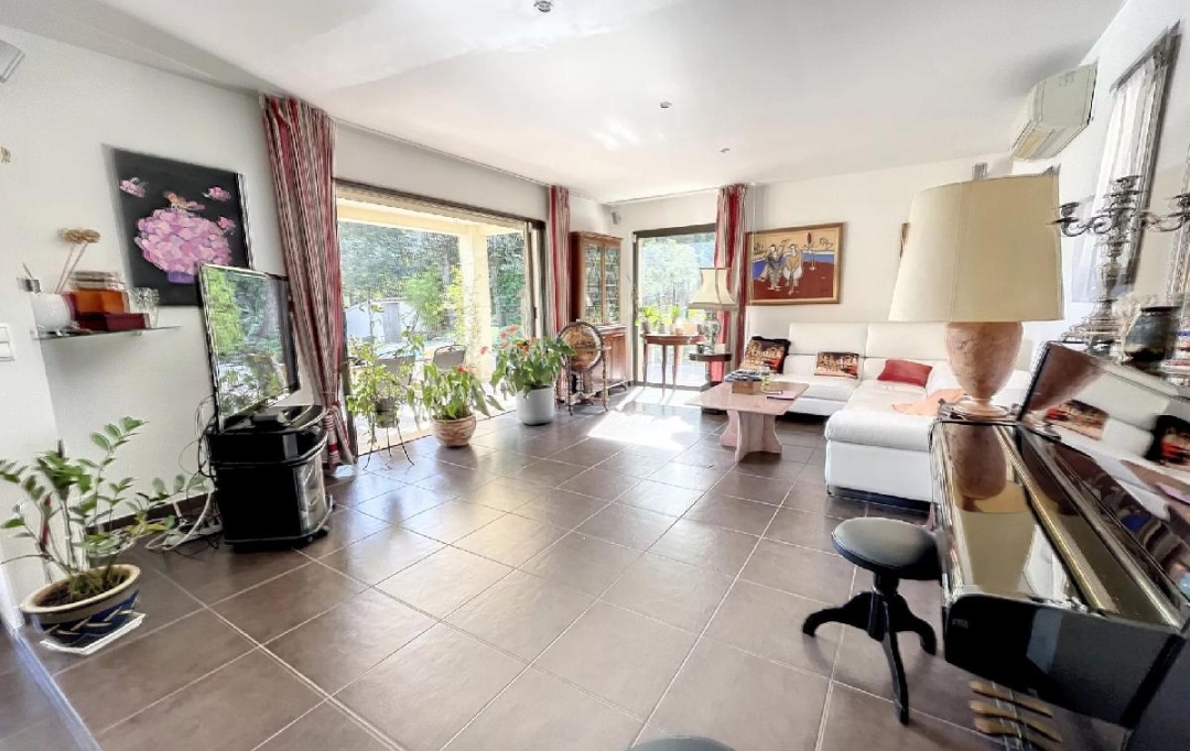 Annonces CAGNES SUR MER : Maison / Villa | MOUGINS (06250) | 130 m2 | 950 000 € 