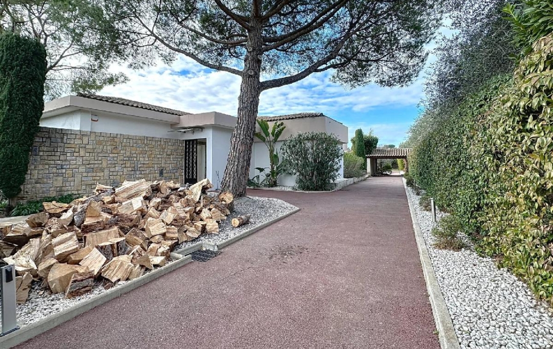 Annonces CAGNES SUR MER : Maison / Villa | MOUGINS (06250) | 163 m2 | 1 690 000 € 