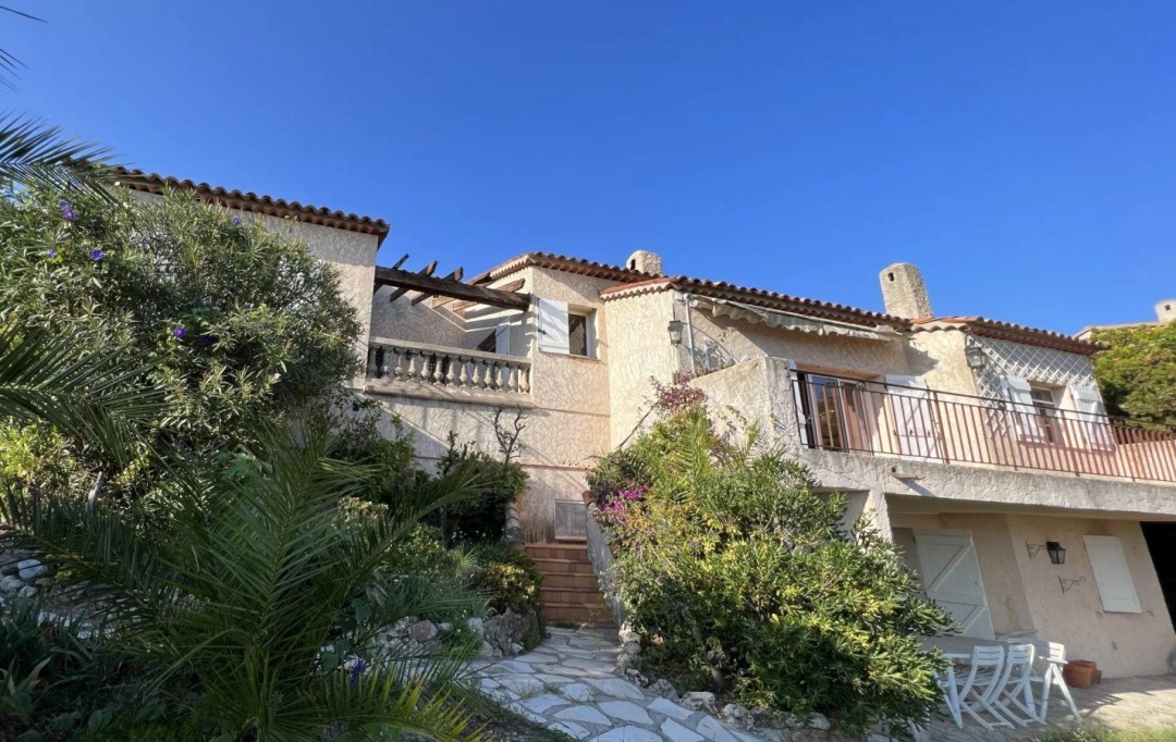 Annonces CAGNES SUR MER : Maison / Villa | VALLAURIS (06220) | 158 m2 | 1 300 000 € 